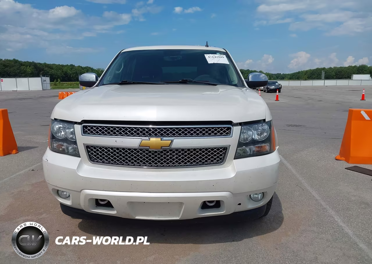 2012 Chevrolet Tahoe Ltz VIN:1GNSKCE08CR198007 - 12