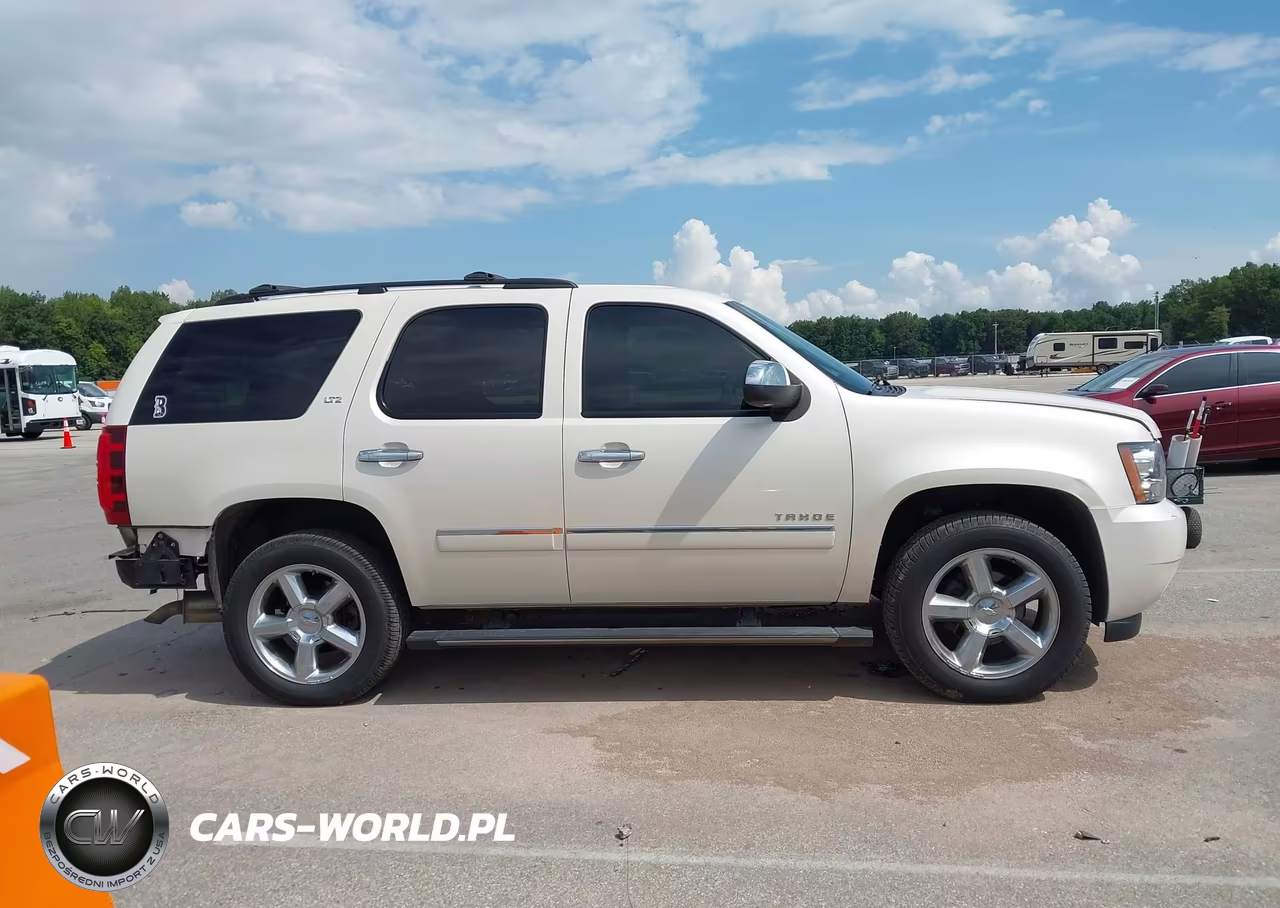 2012 Chevrolet Tahoe Ltz VIN:1GNSKCE08CR198007 - 13