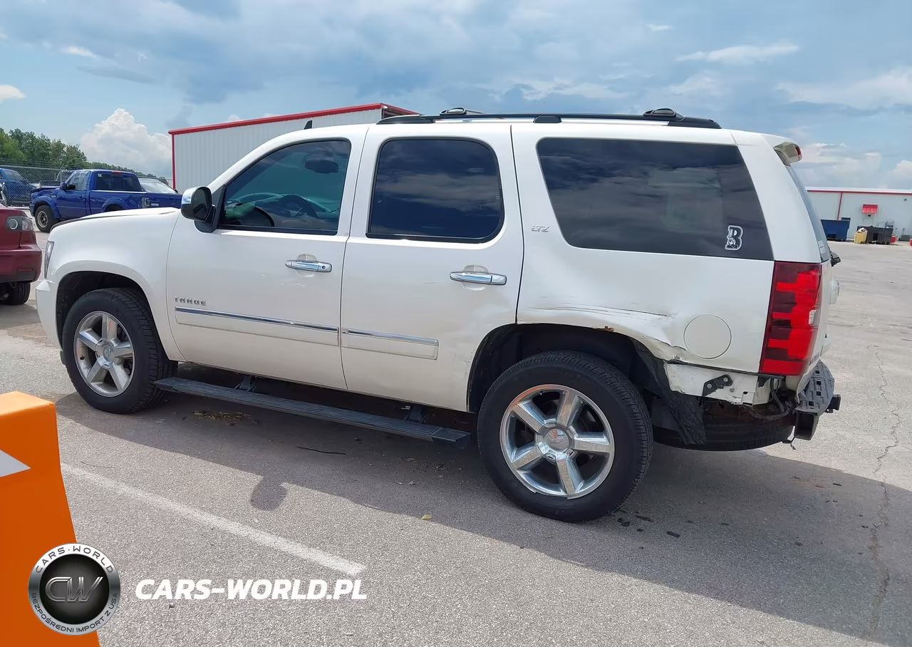 2012 Chevrolet Tahoe Ltz VIN:1GNSKCE08CR198007 - 3