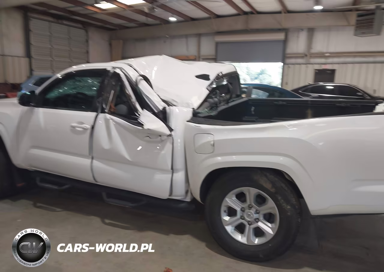 2017 Toyota Tacoma Sr VIN:5TFAX5GN9HX086474 - 22