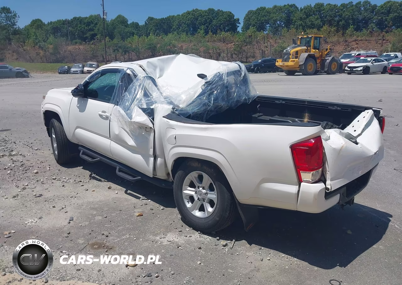 2017 Toyota Tacoma Sr VIN:5TFAX5GN9HX086474 - 3