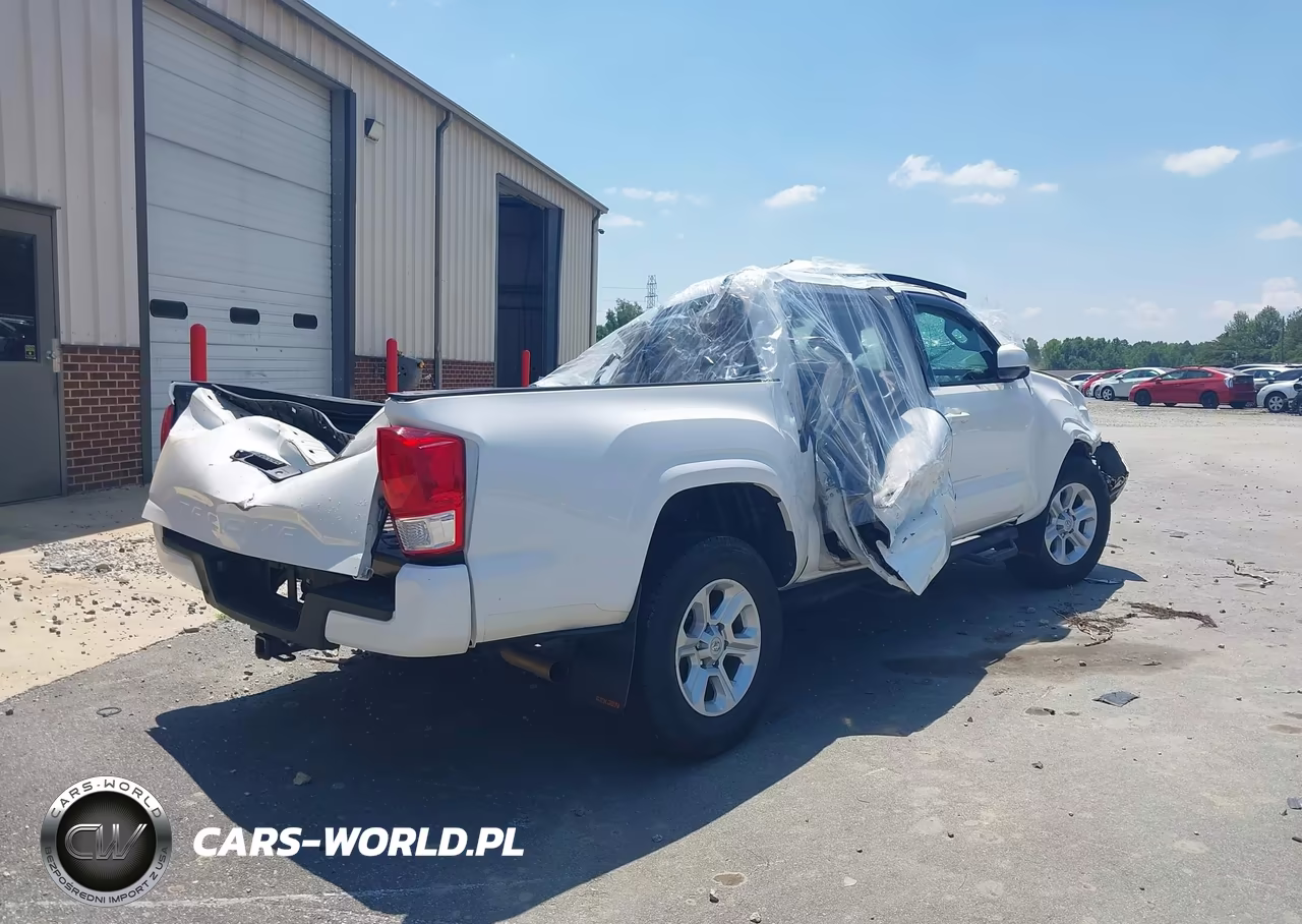 2017 Toyota Tacoma Sr VIN:5TFAX5GN9HX086474 - 4
