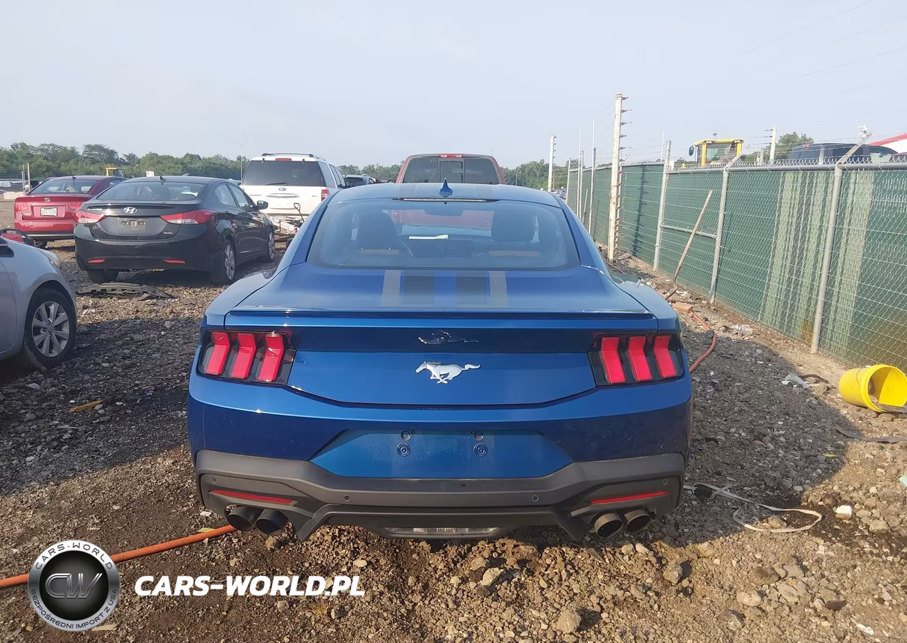 2024 Ford Mustang Ecoboost Premium Fastback VIN:1FA6P8THXR5105057 - 17