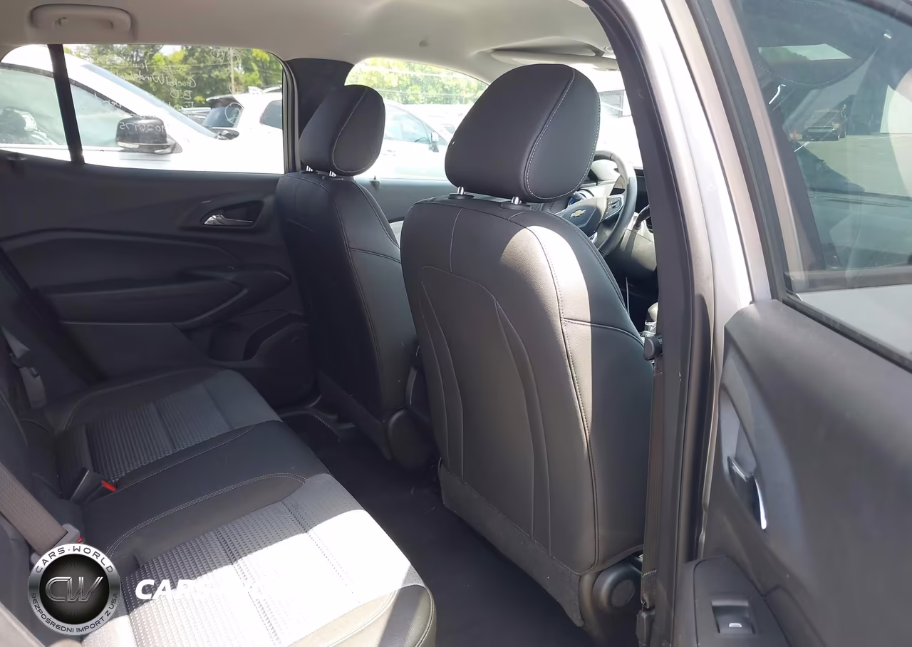 2025 Chevrolet Trax Fwd Lt VIN:KL77LHEP5SC236930 - 8