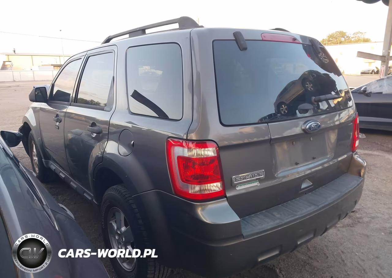 2012 Ford Escape Xlt VIN:1FMCU9DG9CKB64428 - 3