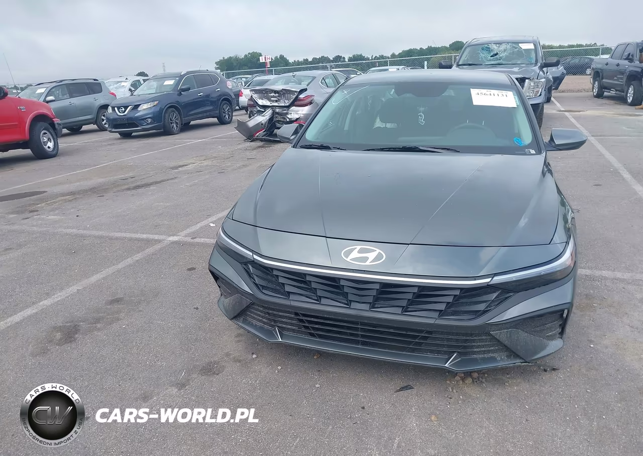 2026 Hyundai Elantra Se VIN:KMHLL4DG6TU167944 - 12