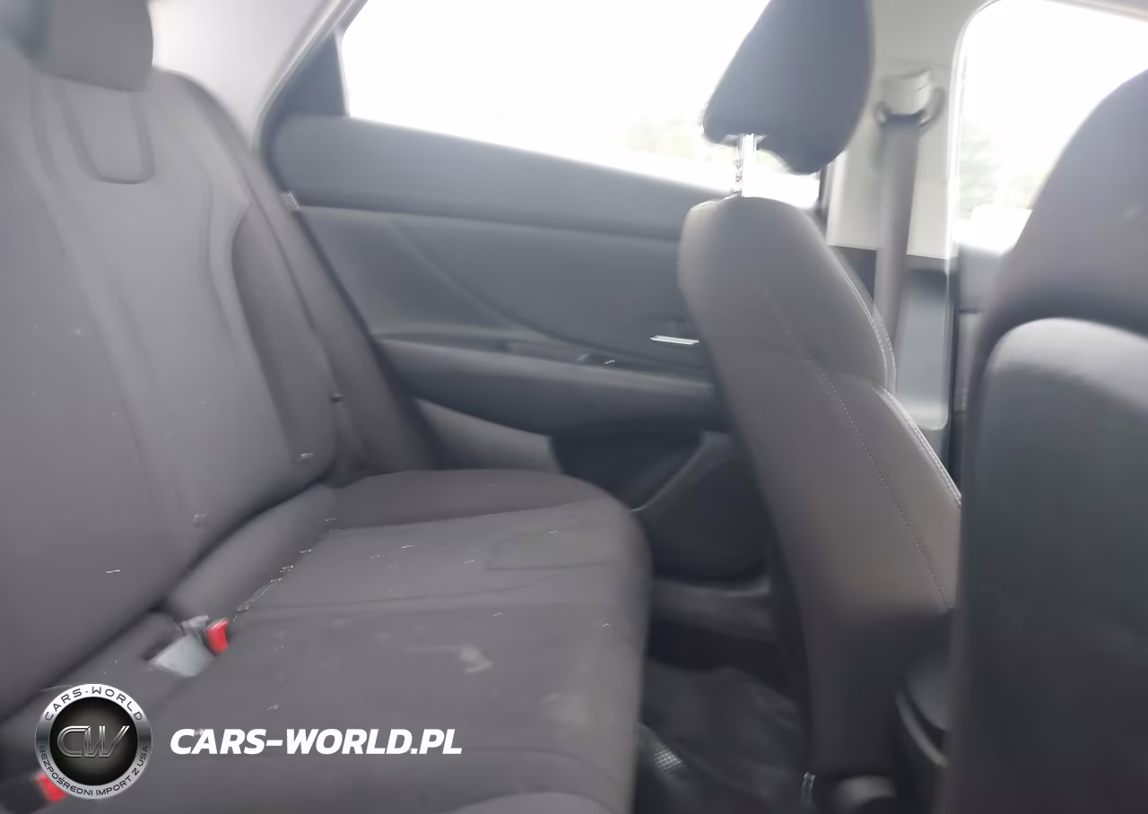 2026 Hyundai Elantra Se VIN:KMHLL4DG6TU167944 - 8