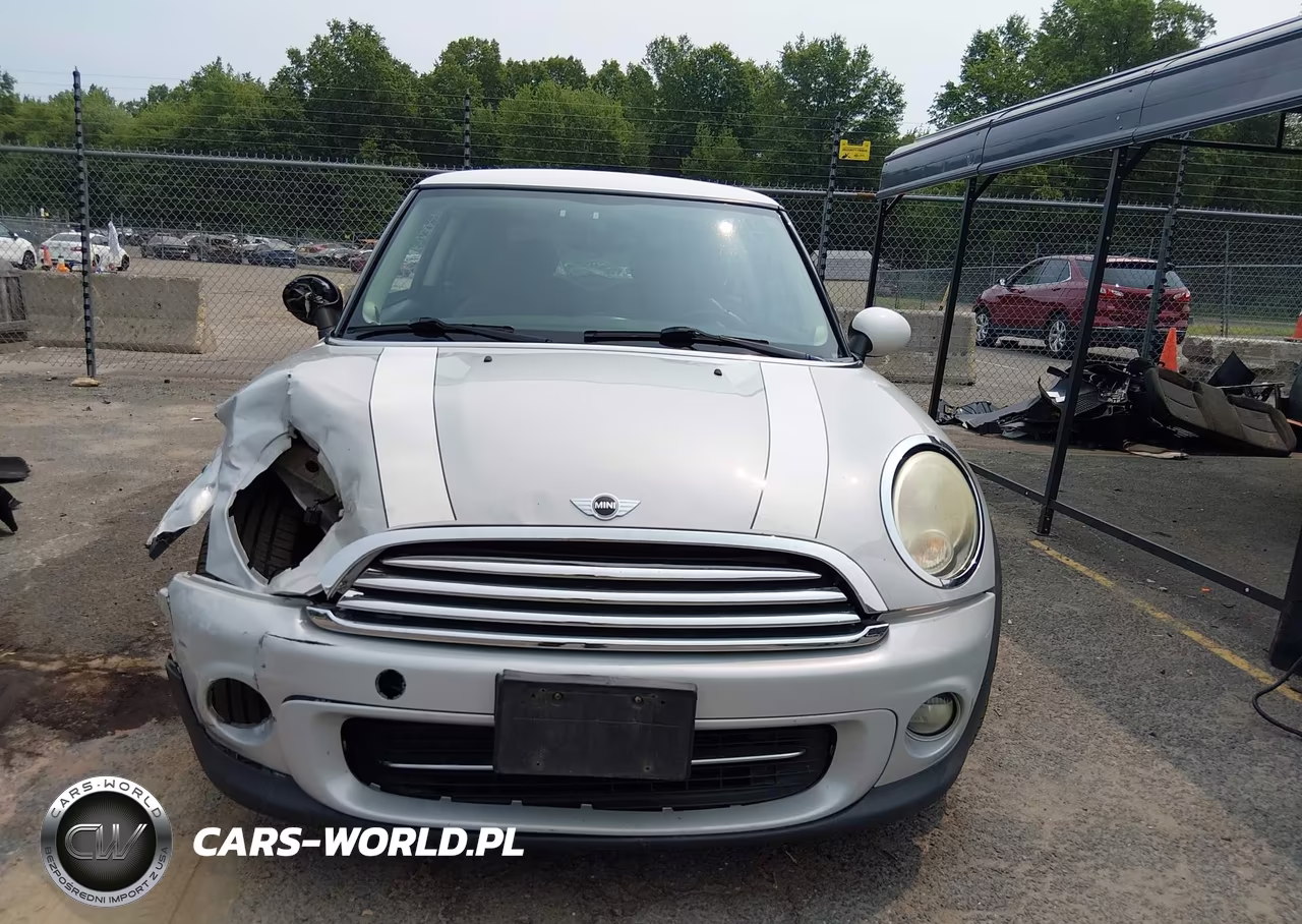 2011 Mini Cooper VIN:WMWSU3C57BT091174 - 12