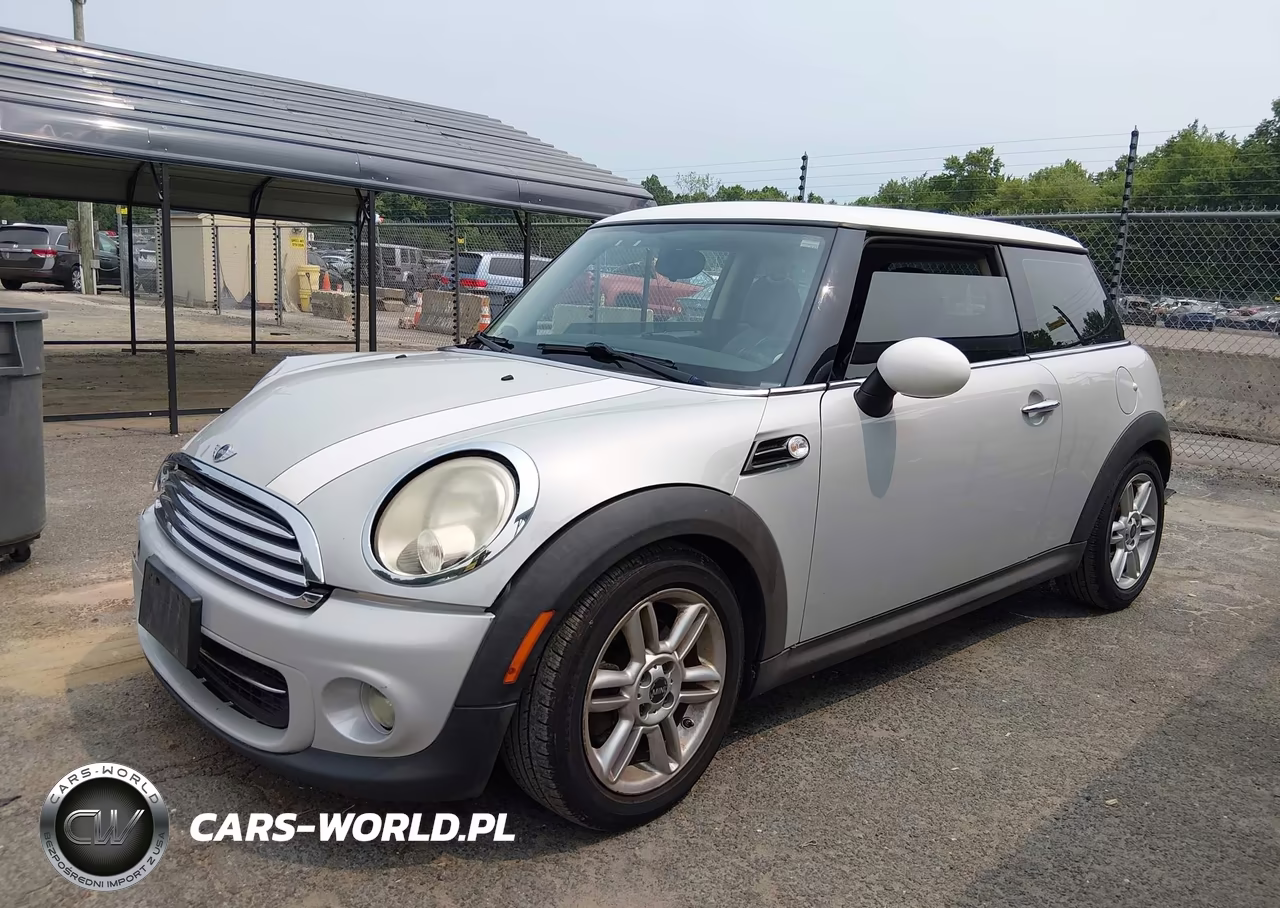2011 Mini Cooper VIN:WMWSU3C57BT091174 - 2