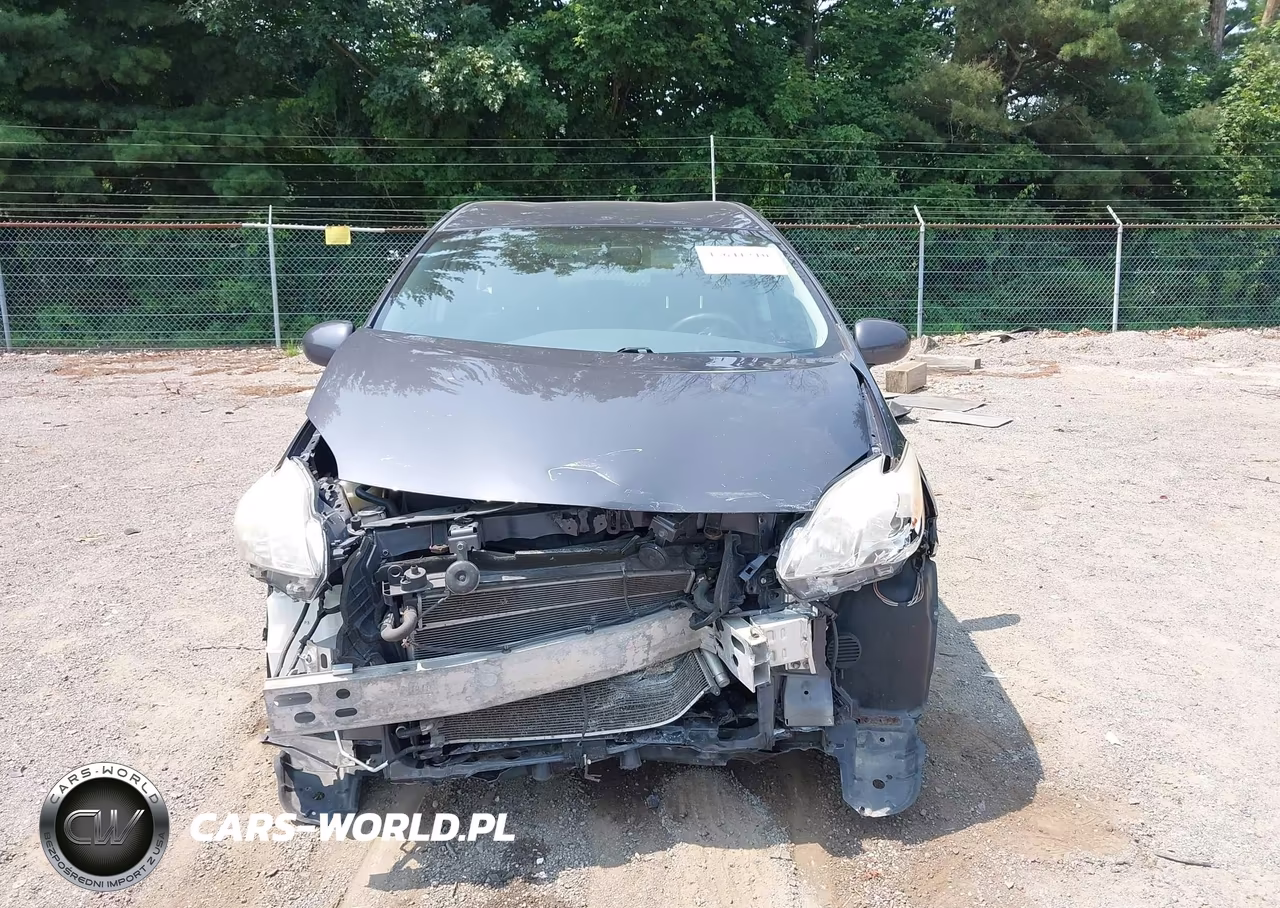 2013 Toyota Prius Two VIN:JTDKN3DU0D1716888 - 13