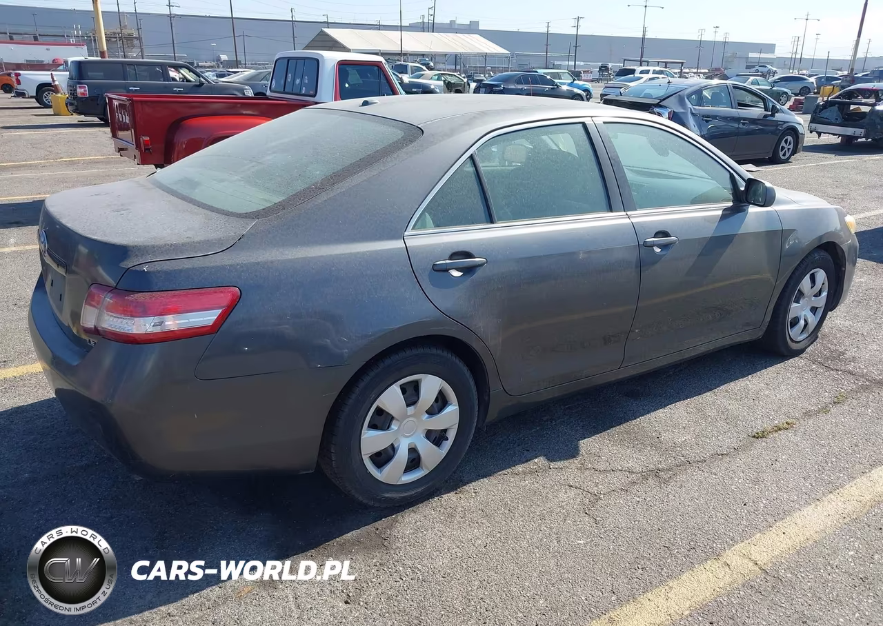 2010 Toyota Camry Le VIN:4T1BF3EK6AU518347 - 4