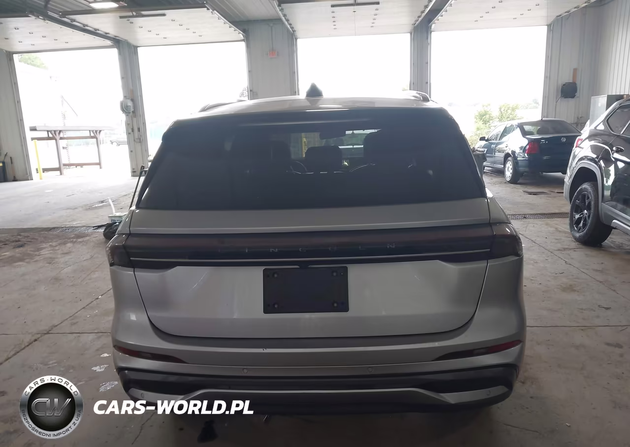 2024 Lincoln Nautilus Black Label VIN:5LMPJ9JA1RJ790352 - 16