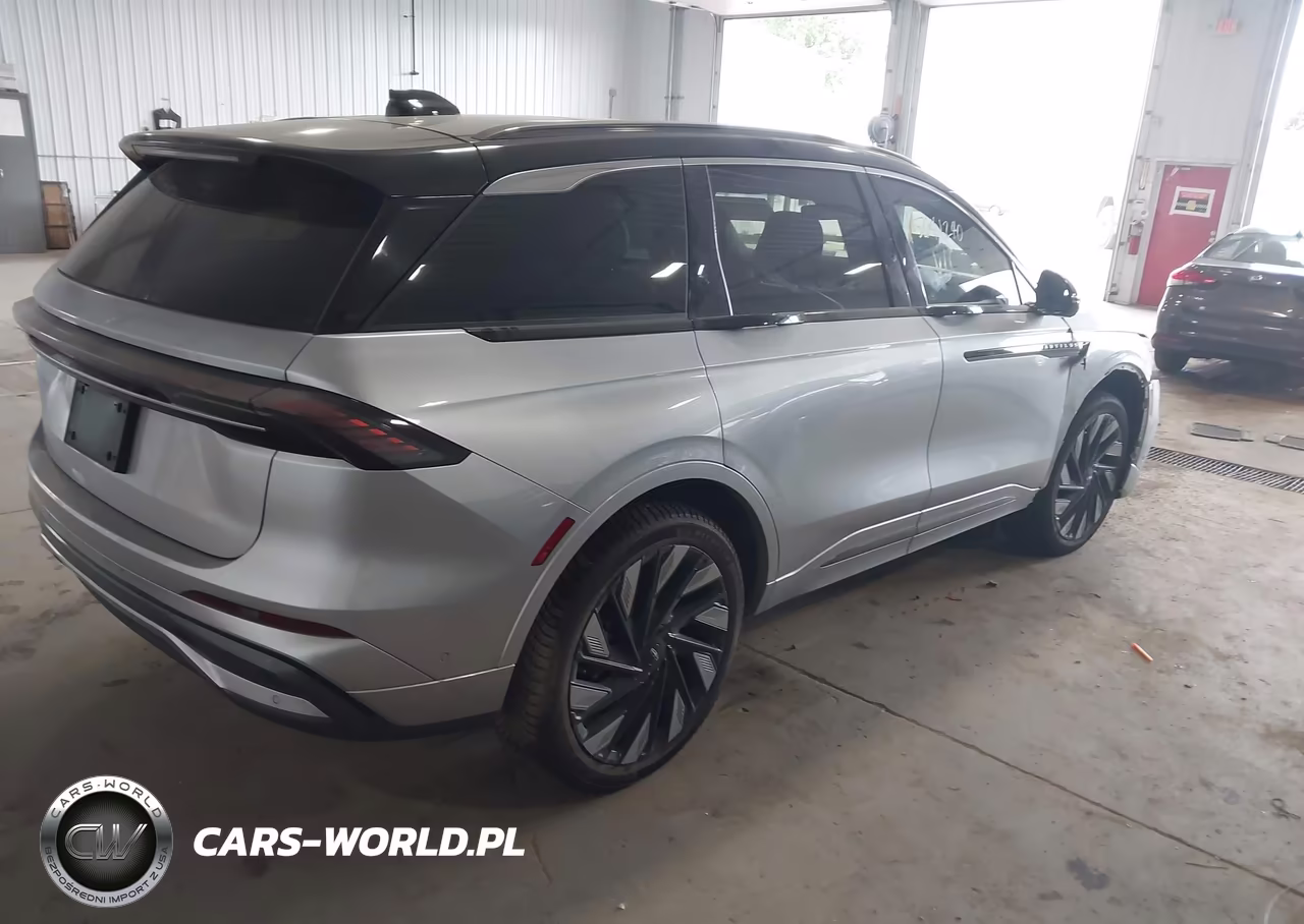 2024 Lincoln Nautilus Black Label VIN:5LMPJ9JA1RJ790352 - 4