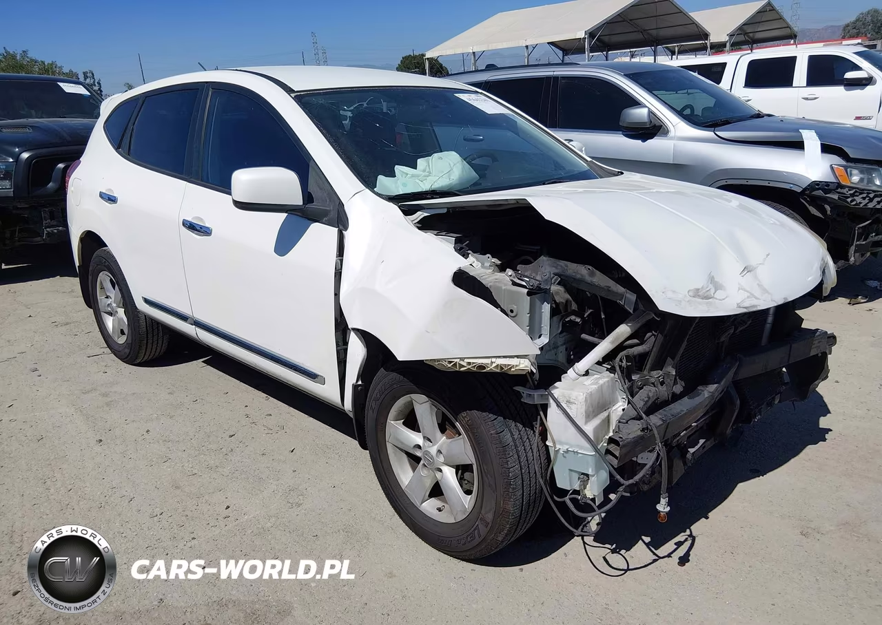 2013 Nissan Rogue S – zdjęcie 1 z 17