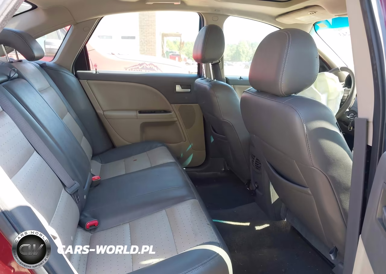 2008 Mercury Sable Premier VIN:1MEHM42W08G622387 - 8