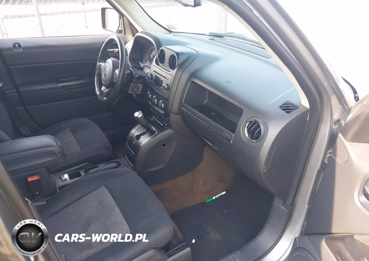 2014 Jeep Patriot Latitude VIN:1C4NJRFB9ED626307 - 5