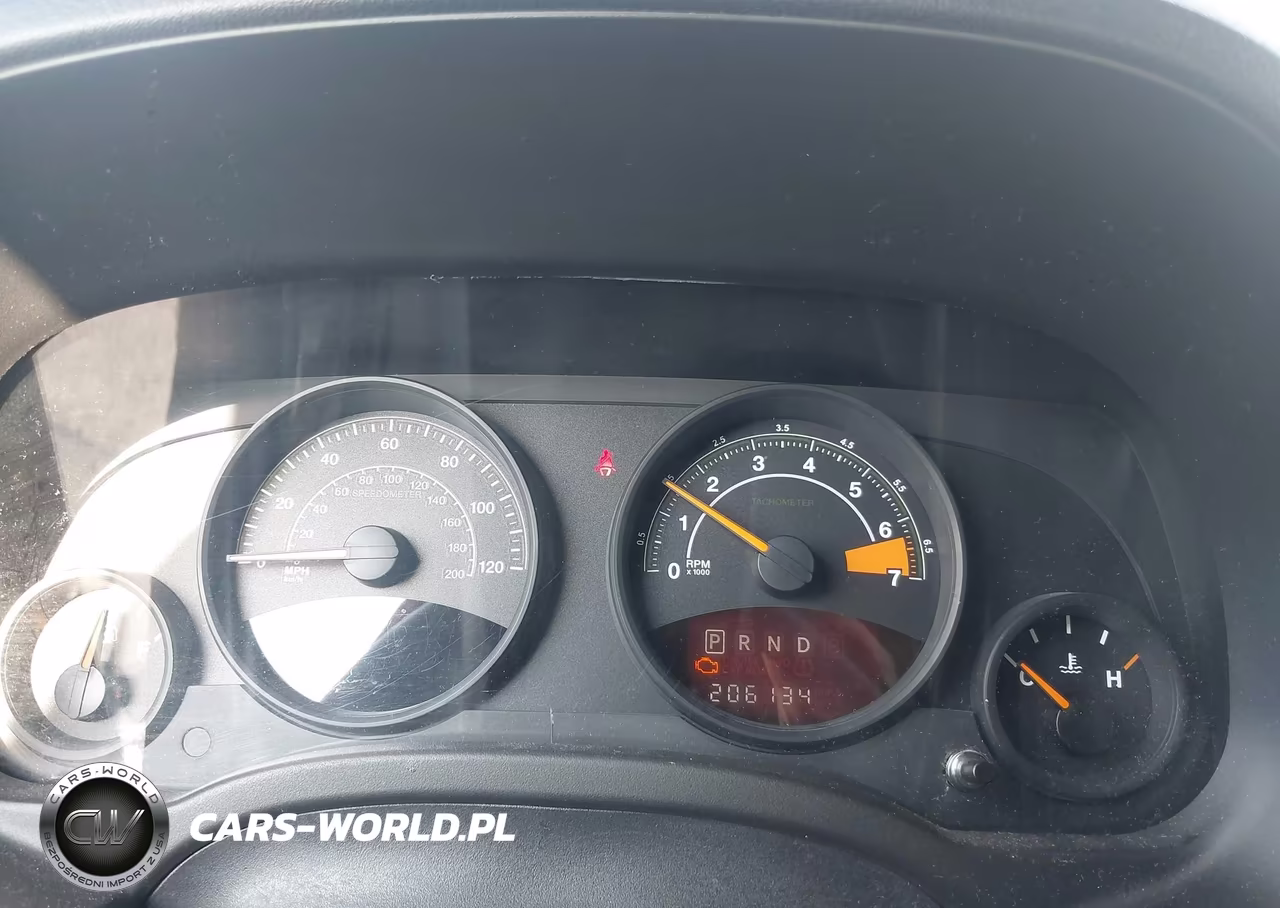 2014 Jeep Patriot Latitude VIN:1C4NJRFB9ED626307 - 7