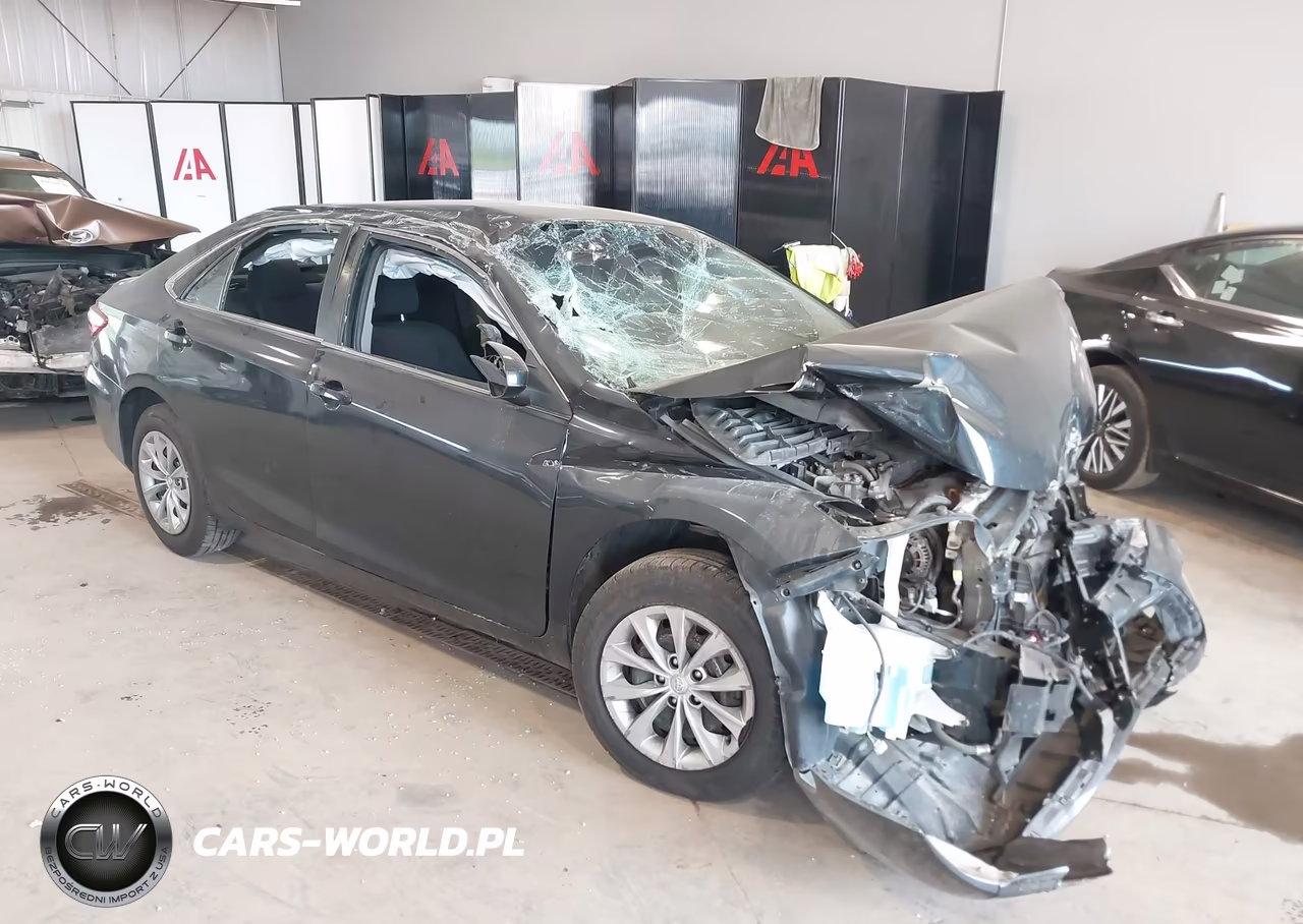 2017 Toyota Camry Le – zdjęcie 1 z 16