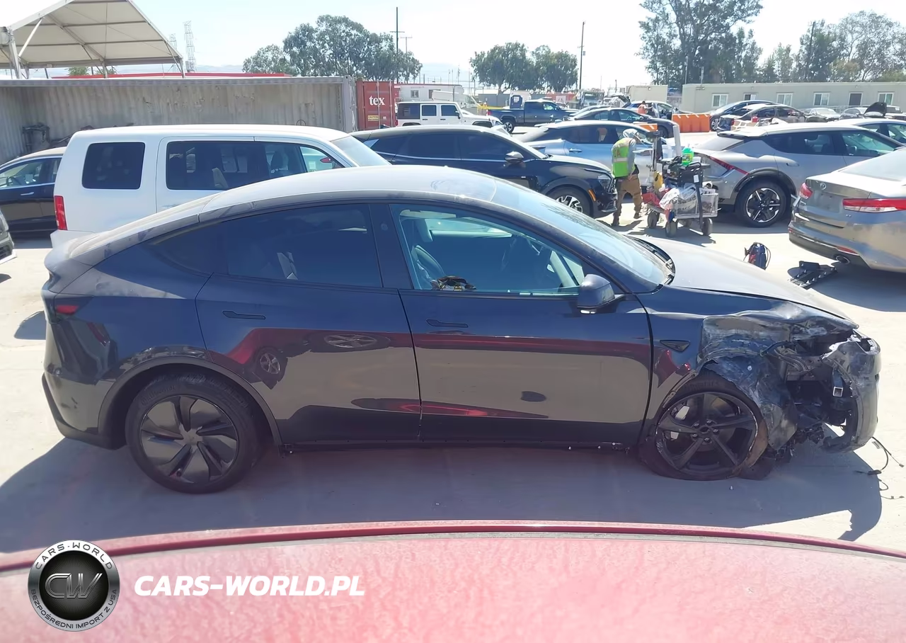 2026 Tesla Model Y Premium Rear-Wheel Drive-Rear-Wheel Drive VIN:7SAYGDED4TF432620 - 17