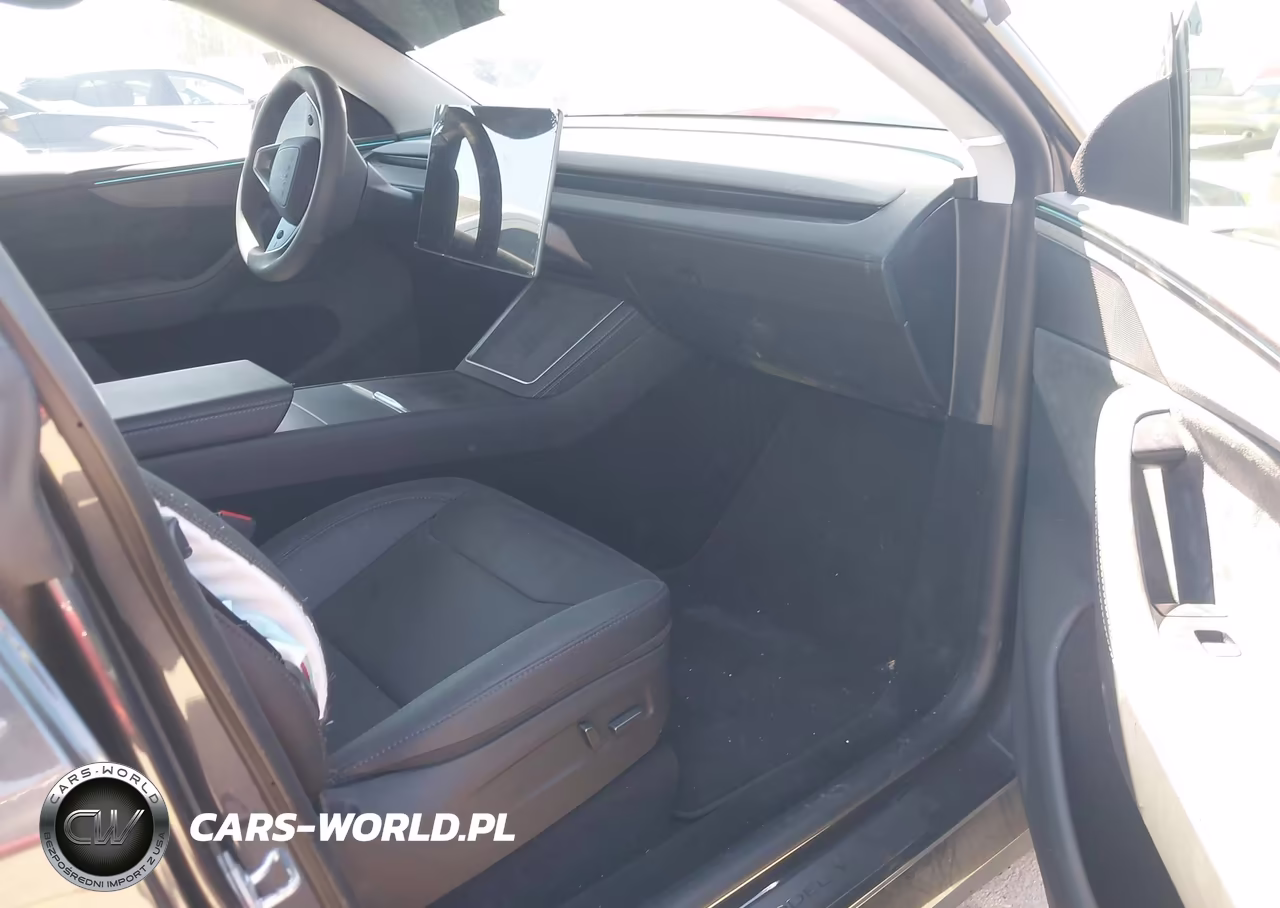 2026 Tesla Model Y Premium Rear-Wheel Drive-Rear-Wheel Drive VIN:7SAYGDED4TF432620 - 5