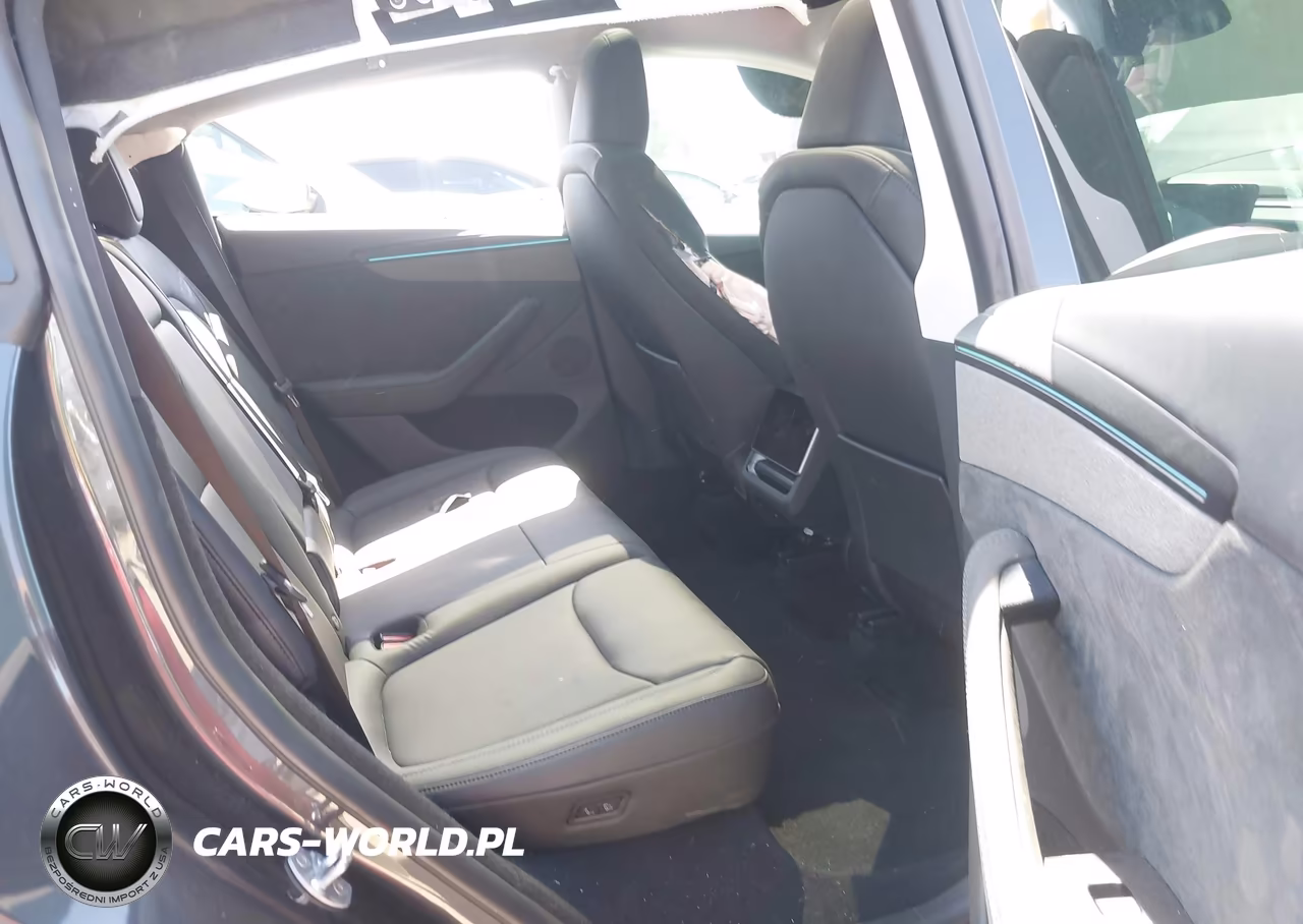 2026 Tesla Model Y Premium Rear-Wheel Drive-Rear-Wheel Drive VIN:7SAYGDED4TF432620 - 8