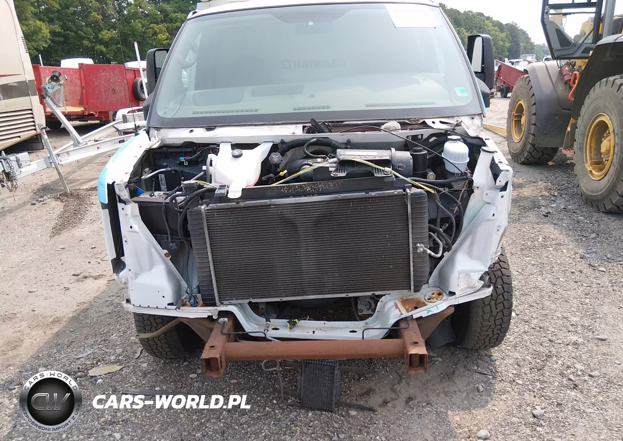 2008 Chevrolet Express Cutaway Work Van VIN:1GBHG31K781195914 - 11