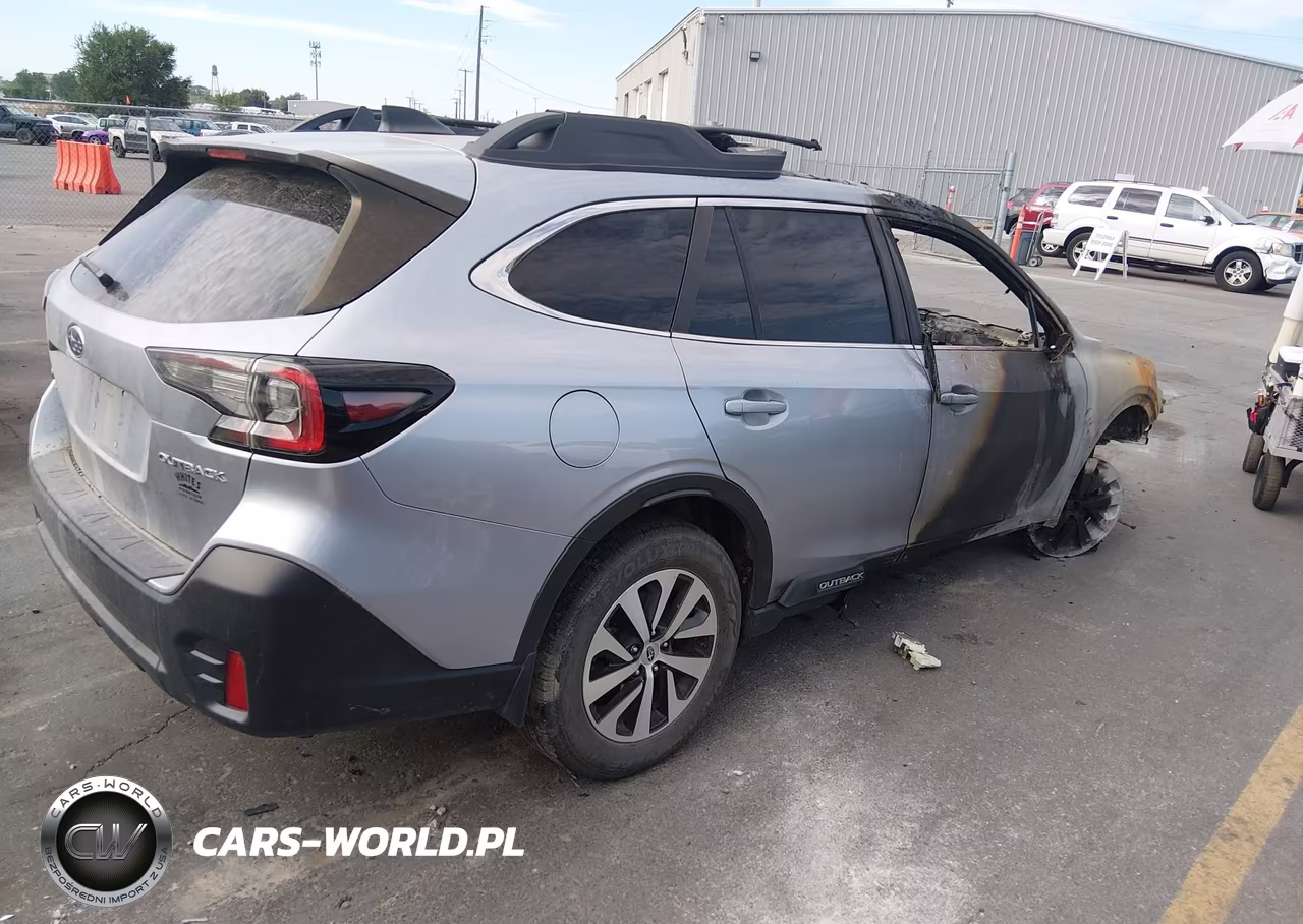 2021 Subaru Outback Premium VIN:4S4BTACCXM3166389 - 4
