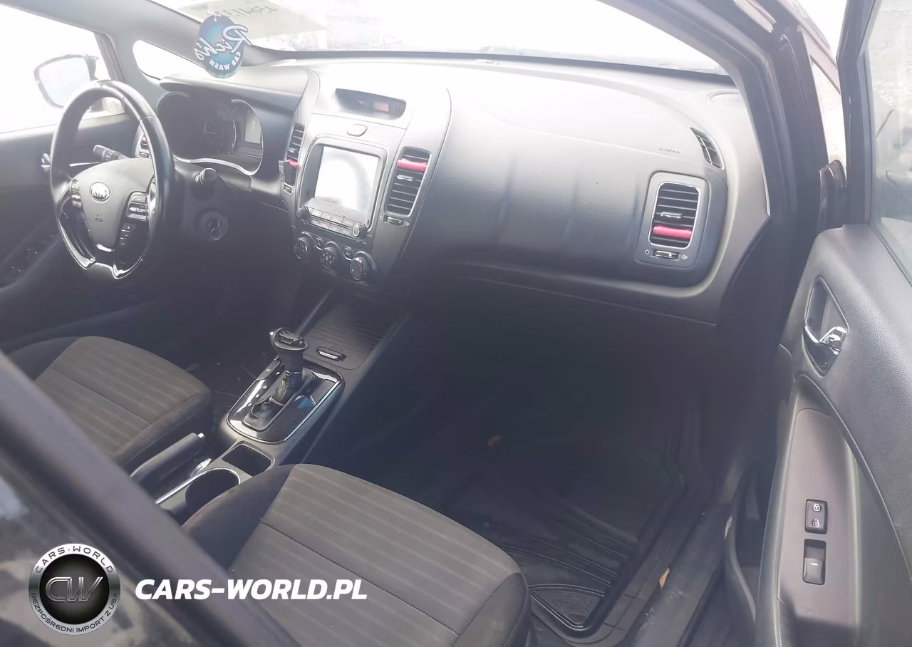 2018 Kia Forte S VIN:3KPFL4A77JE221866 - 5