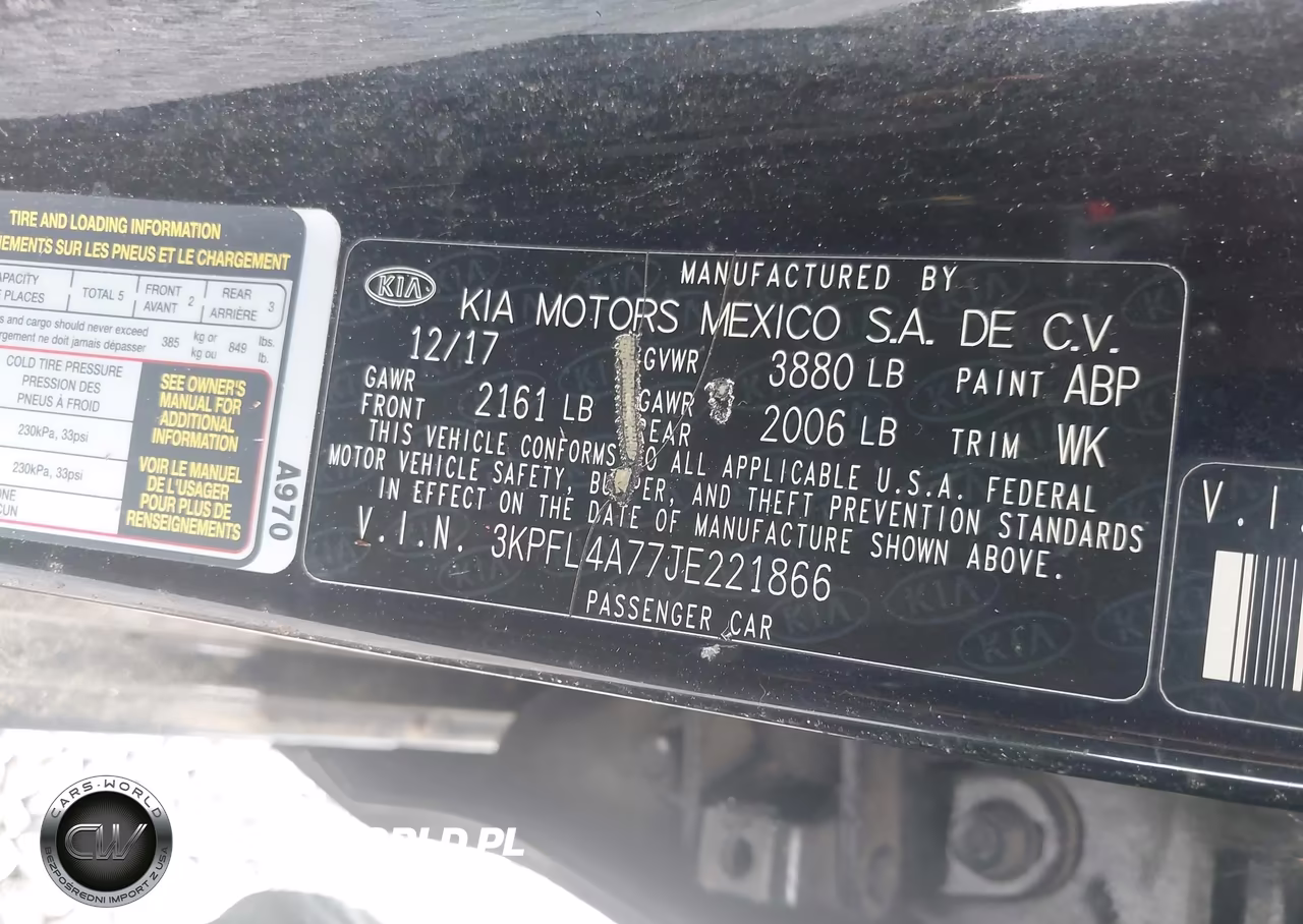 2018 Kia Forte S VIN:3KPFL4A77JE221866 - 9