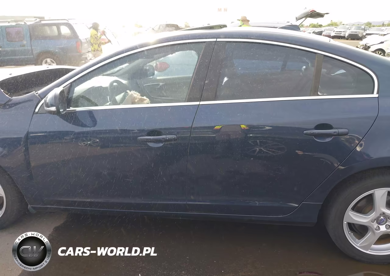 2013 Volvo S60 T5 Platinum VIN:YV1612FS5D1222393 - 14