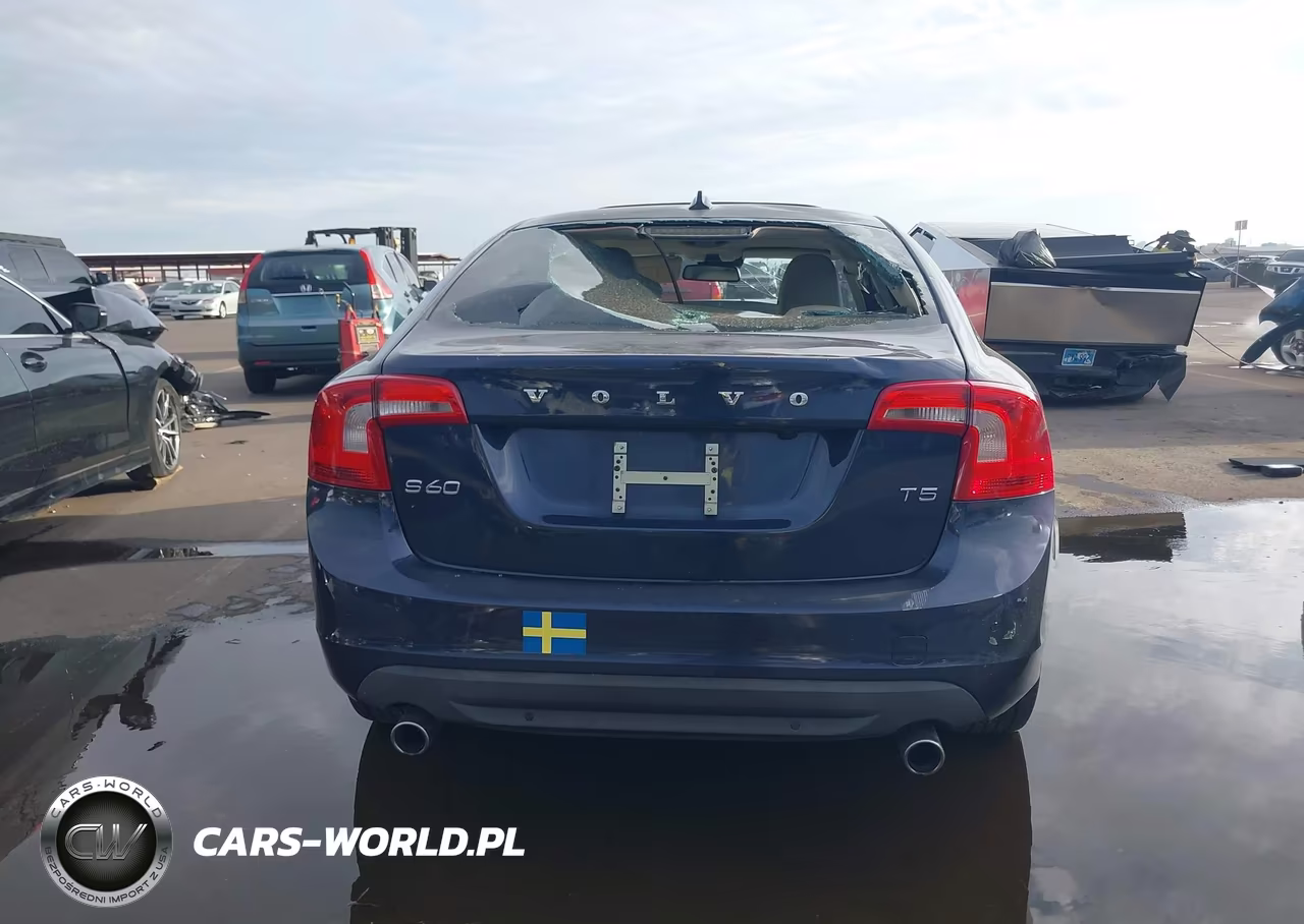 2013 Volvo S60 T5 Platinum VIN:YV1612FS5D1222393 - 16