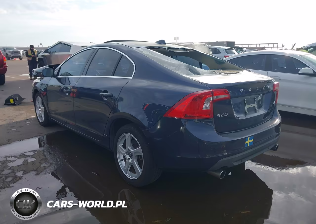 2013 Volvo S60 T5 Platinum VIN:YV1612FS5D1222393 - 3