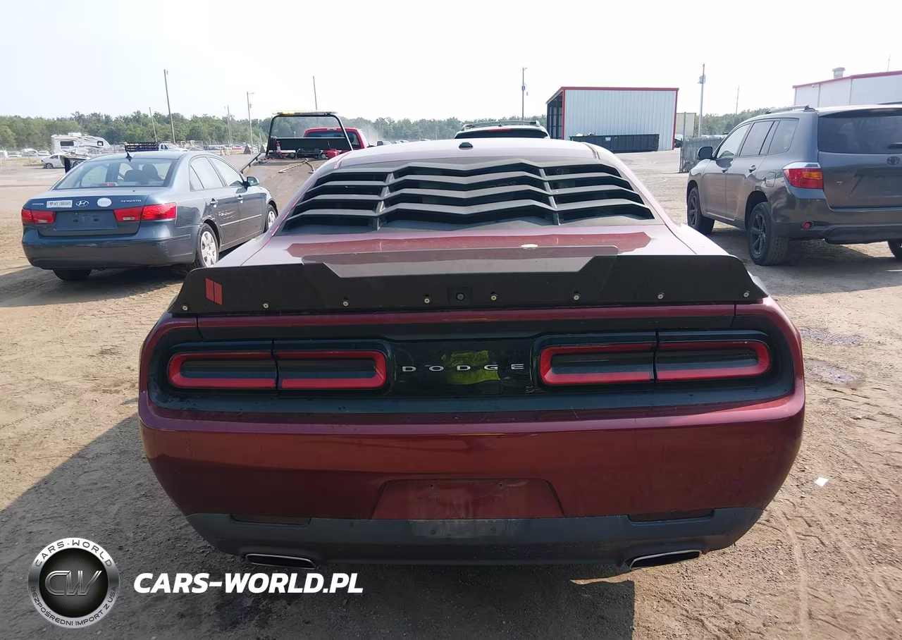 2019 Dodge Challenger Sxt VIN:2C3CDZAGXKH683152 - 16