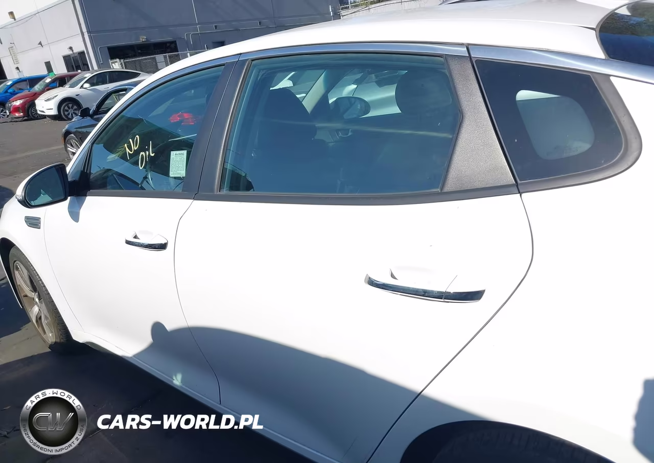 2020 Kia Optima S VIN:5XXGT4L39LG405540 - 15