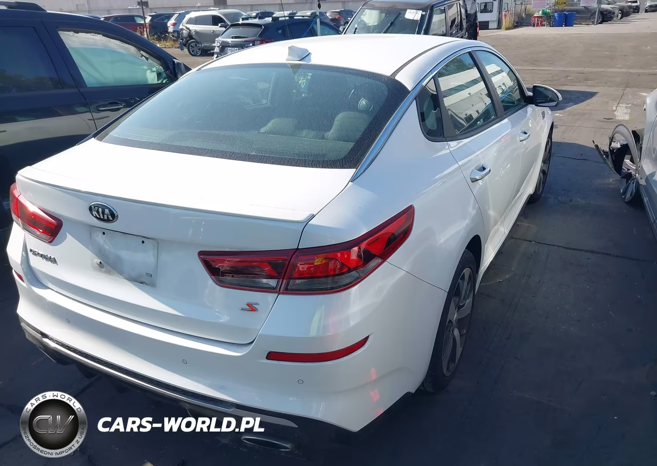2020 Kia Optima S VIN:5XXGT4L39LG405540 - 4