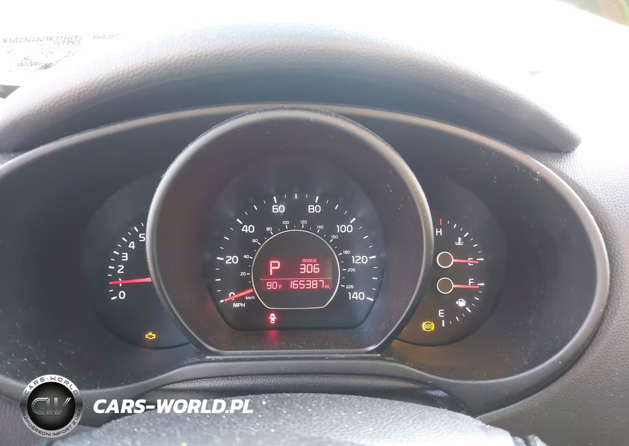 2014 Kia Soul VIN:KNDJN2A29E7714693 - 7