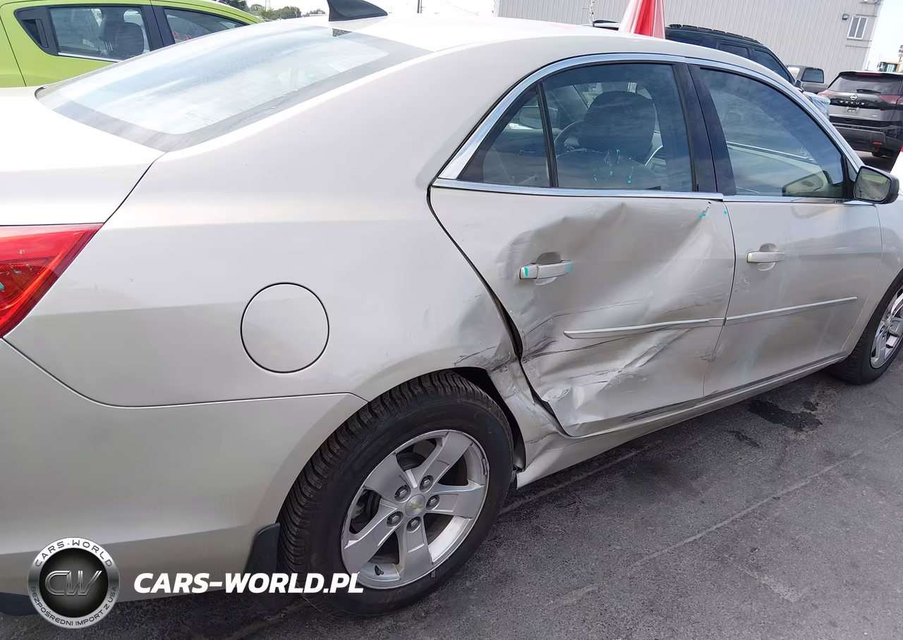 2015 Chevrolet Malibu Ls VIN:1G11B5SL7FF134375 - 12