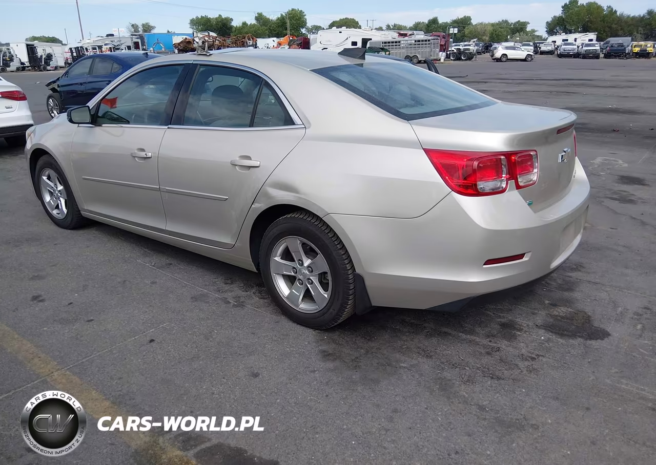 2015 Chevrolet Malibu Ls VIN:1G11B5SL7FF134375 - 3