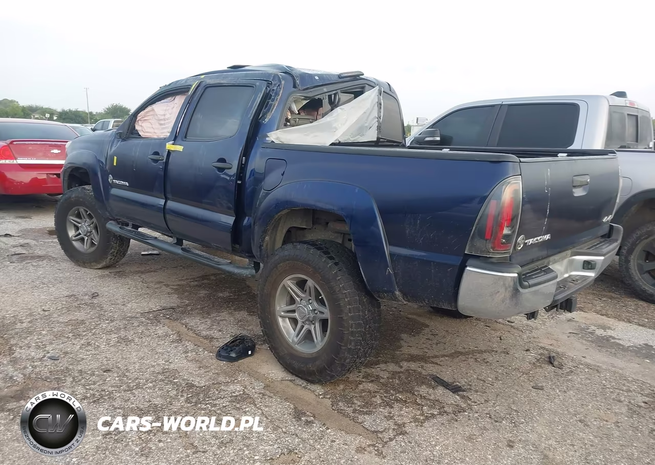 2013 Toyota Tacoma Base V6 VIN:5TFLU4EN9DX056318 - 3