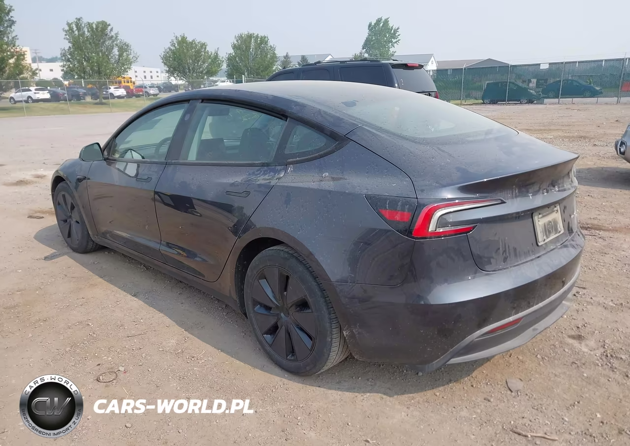 2025 Tesla Model 3 Long Range All-Wheel Drive VIN:5YJ3E1EB4SF986717 - 3