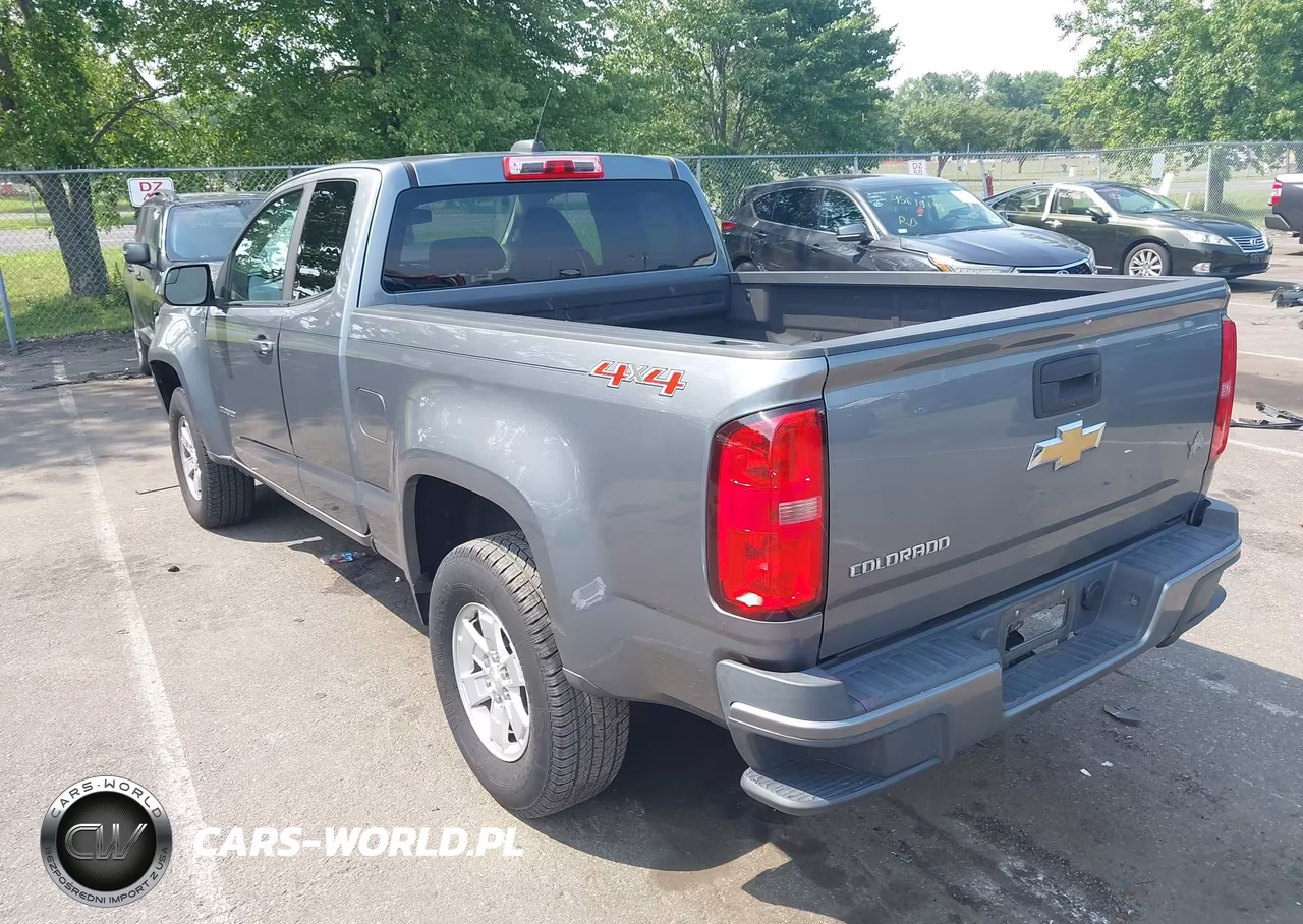 2019 Chevrolet Colorado Wt VIN:1GCHTBEA8K1351078 - 3
