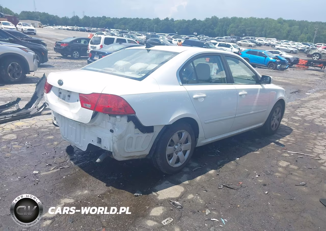 2010 Kia Optima Lx VIN:KNAGG4A8XA5435583 - 4