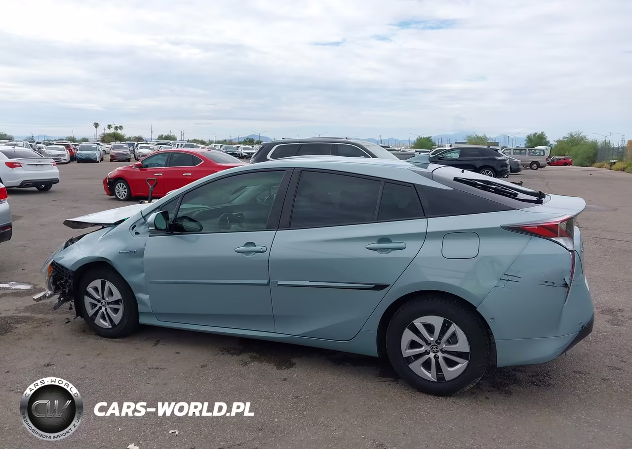 2018 Toyota Prius Two VIN:JTDKBRFU9J3583895 - 15