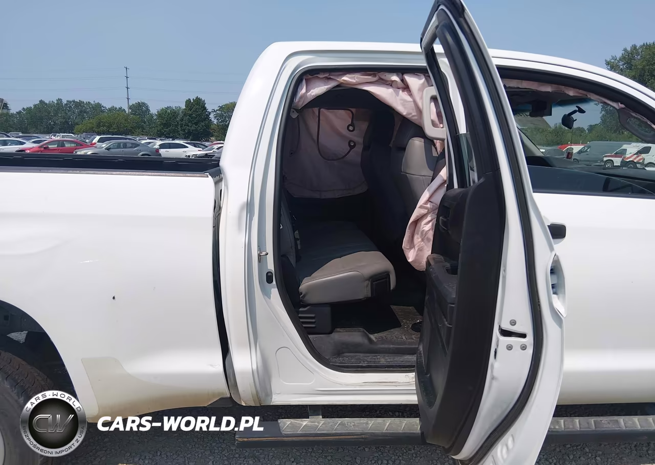 2017 Toyota Tundra Sr 4.6L V8 VIN:5TFRM5F15HX111820 - 8