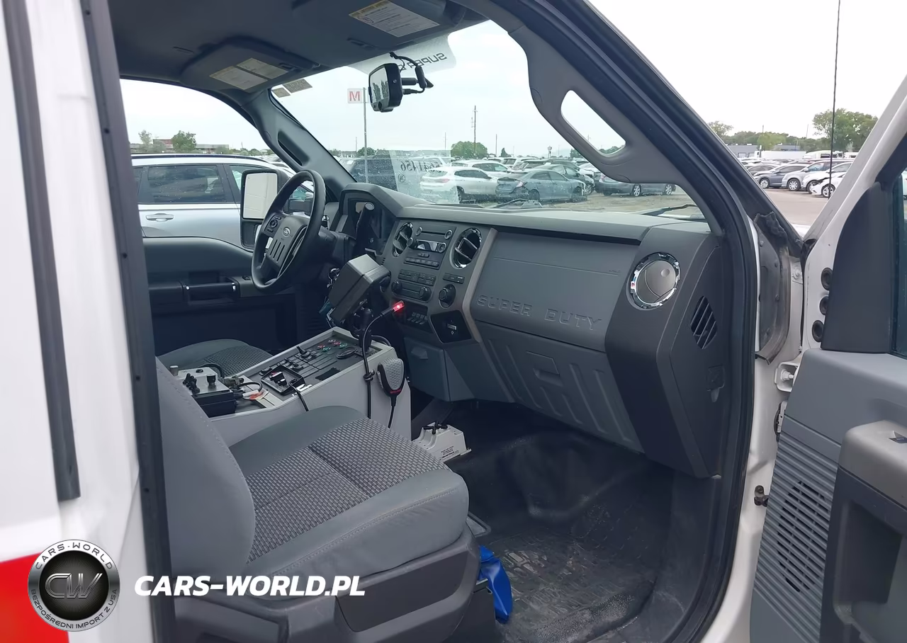 2016 Ford F-450 Chassis Xlt VIN:1FDUF4HT2GEA51532 - 5