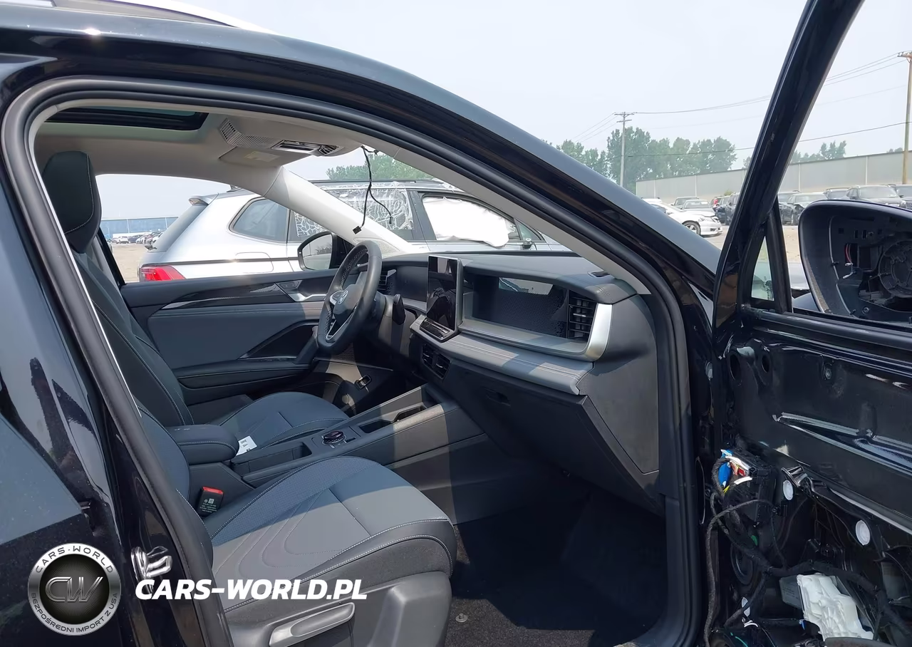 2026 Volkswagen Tiguan Se VIN:3VVMR7RM2TM087232 - 5
