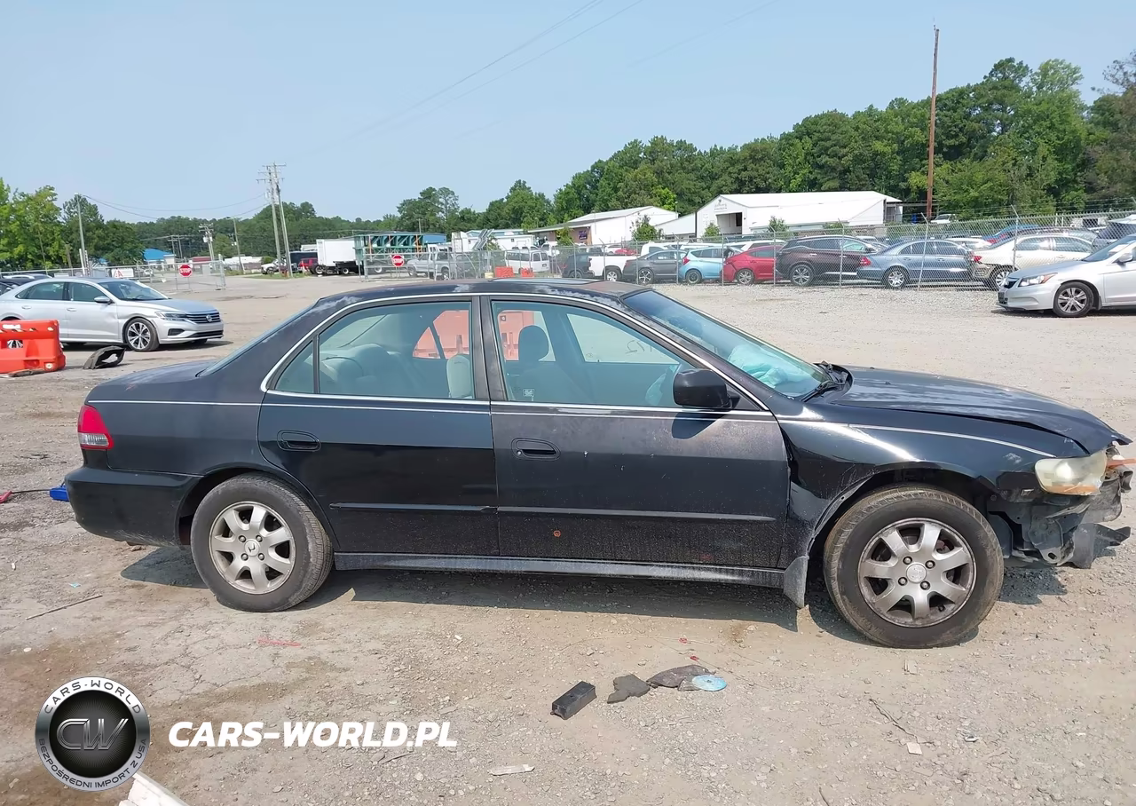 2002 Honda Accord 2.3 Ex VIN:1HGCG56632A114462 - 13