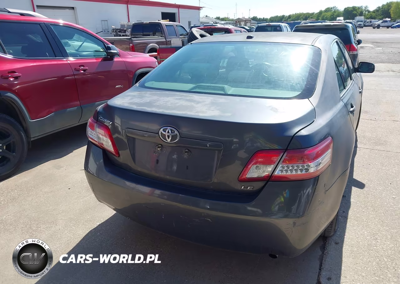 2011 Toyota Camry Le VIN:4T1BF3EK1BU127799 - 16