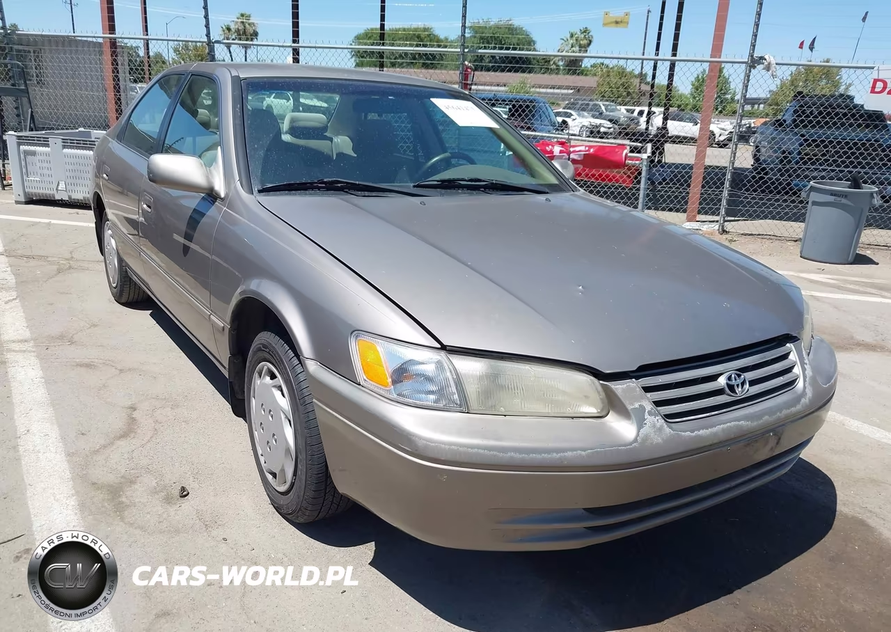 1999 Toyota Camry Le