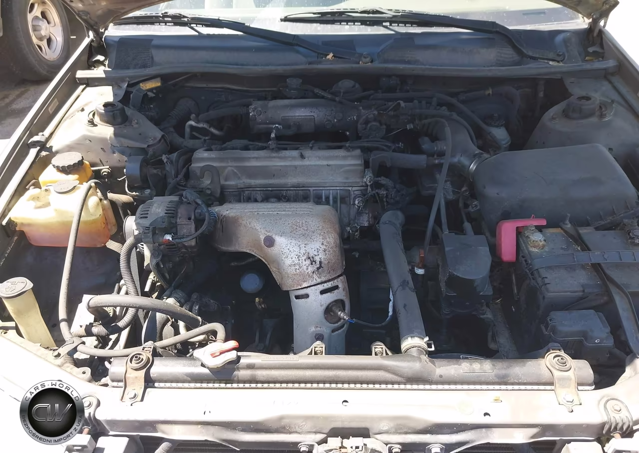 1999 Toyota Camry Le VIN:4T1BG22K3XU916135 - 10